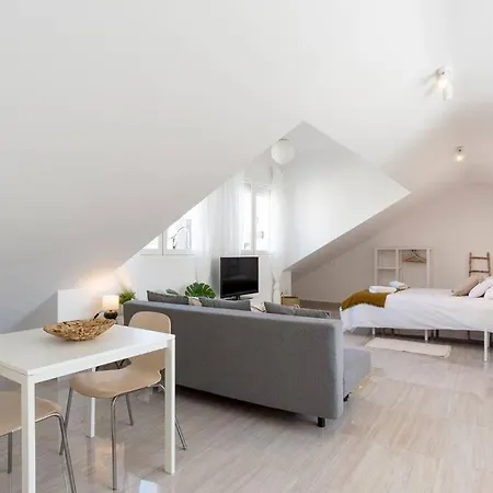 Apartment Tgh/ Victoria Center Penthouse *